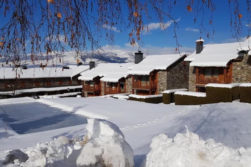 Chalet A Nahuja Luaran gambar