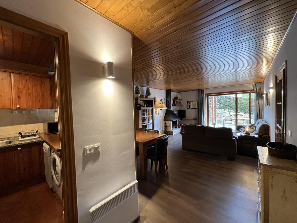 Chalet A Nahuja Luaran gambar