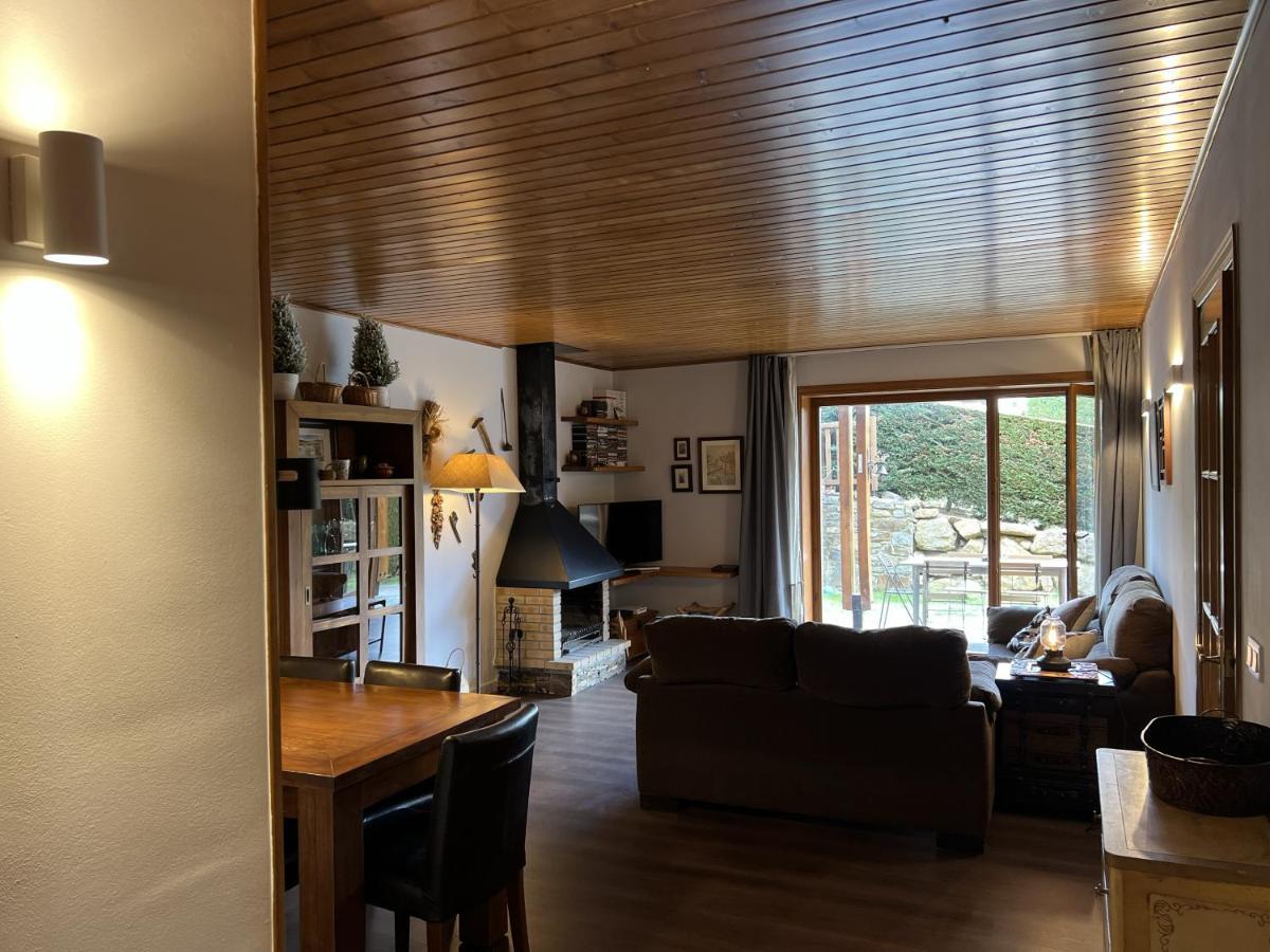 Chalet A Nahuja Luaran gambar